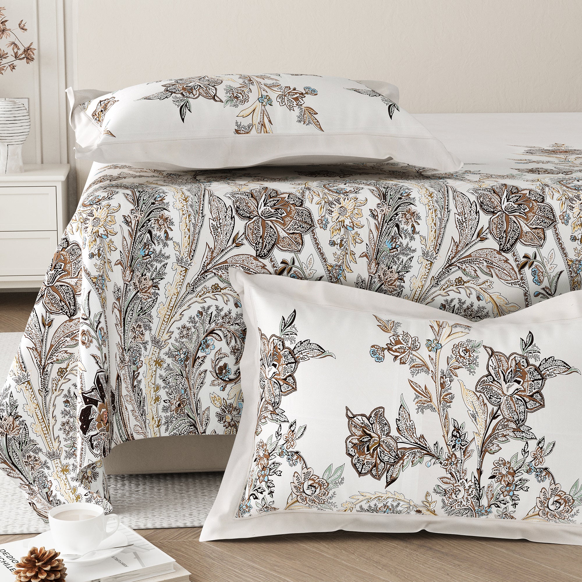 Daisy King Bedsheet with 2 Pillow Covers 130 GSM Micropeach Classic Paisley Brown