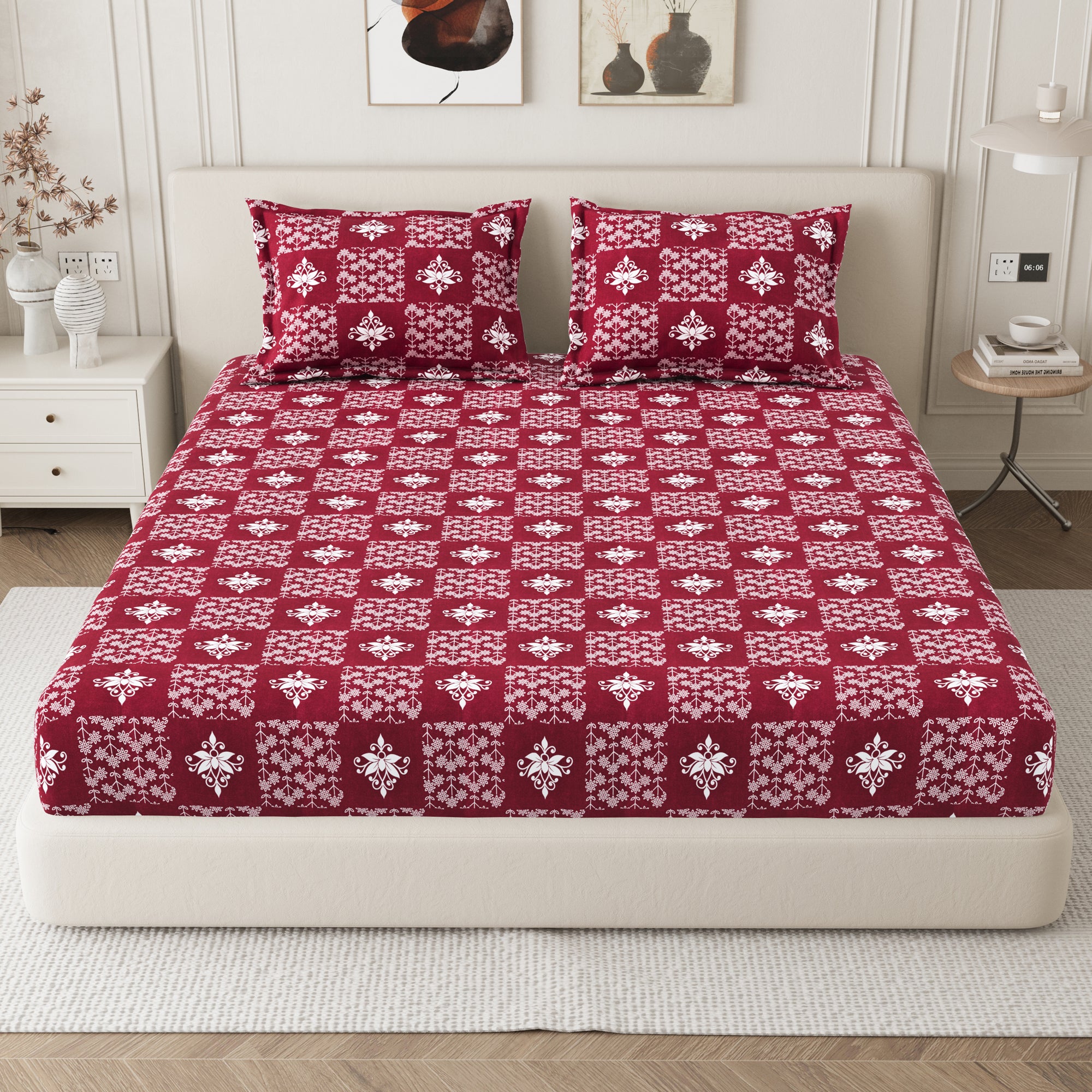 Daisy King Fitted Sheet with 2 Pillow Covers 130 GSM Micropeach Floral Diamond Red