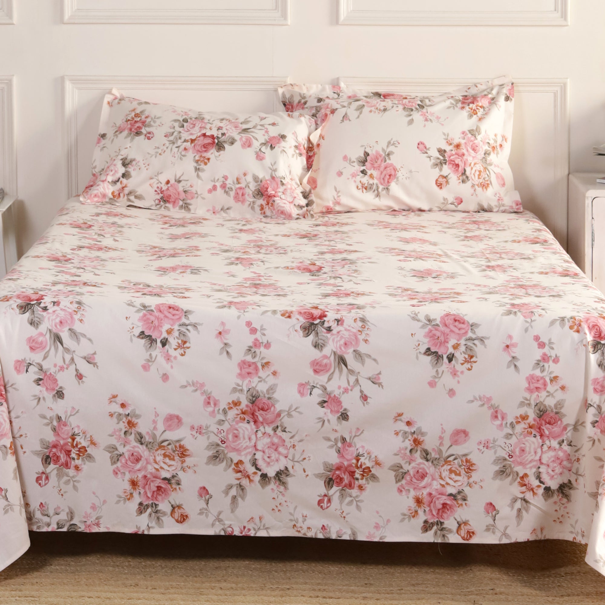 Rose King XL Bedsheet with 2 Pillow Covers 100% Cotton 160 TC Floral Bunch Pink