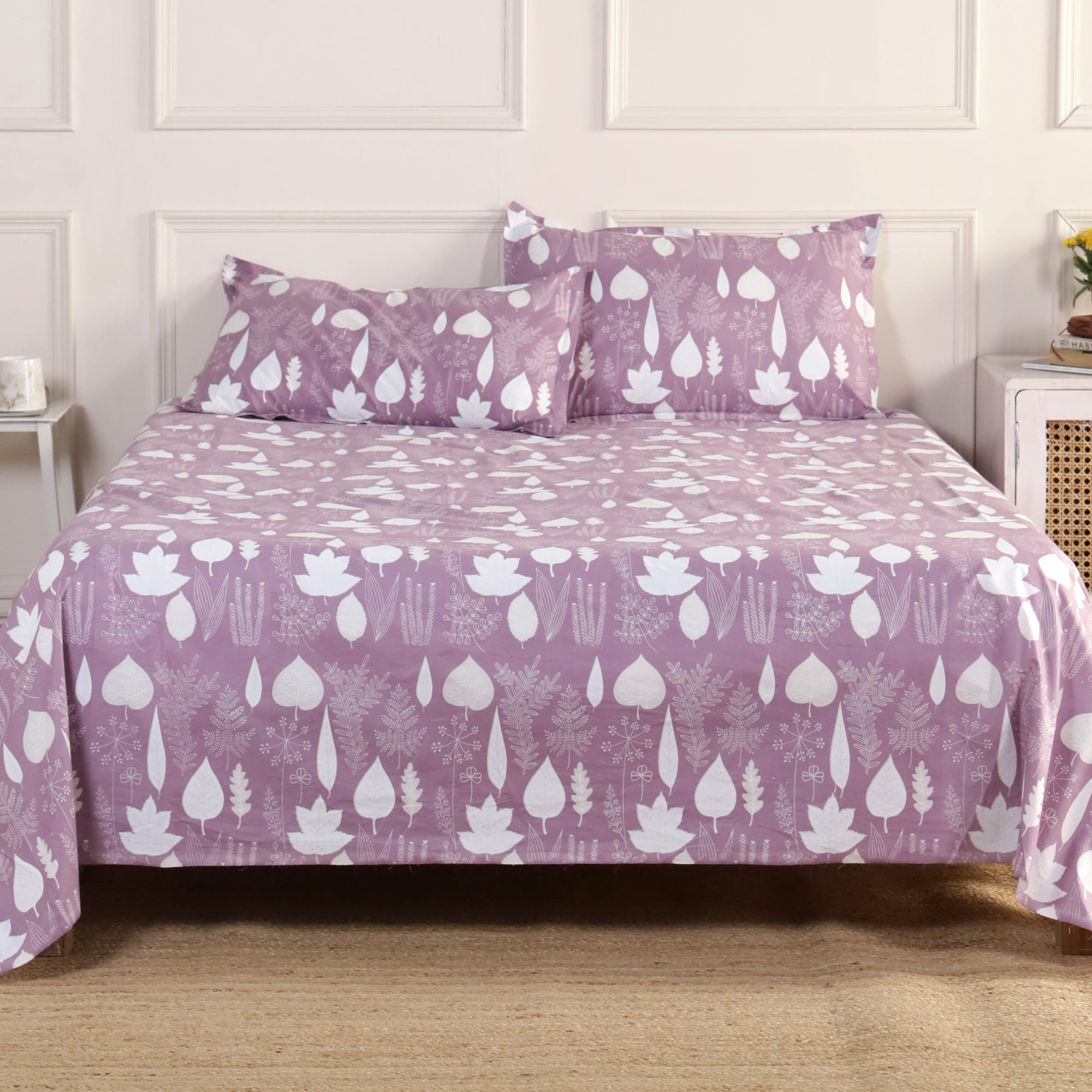 Jaipur Bagh King Bedsheet with 2 Pillow Covers 100% Cotton 120 TC Simple Floral Purple