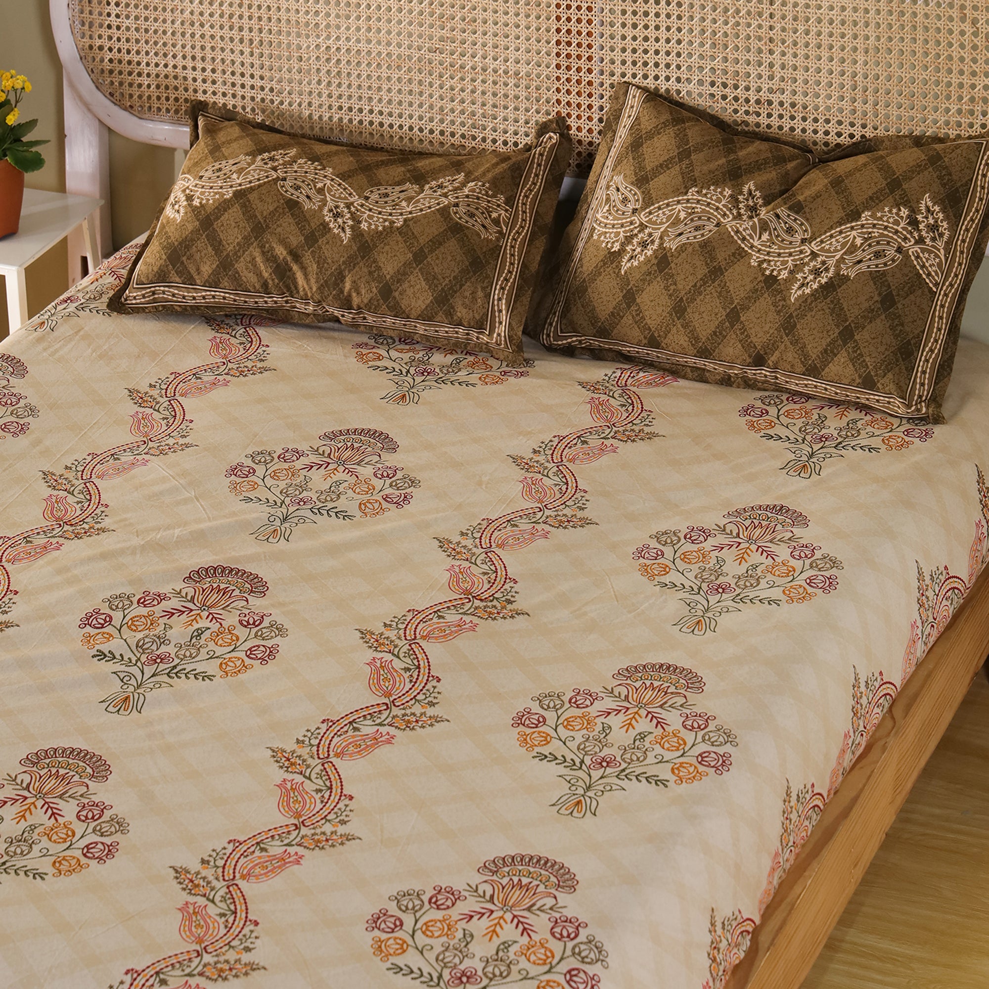 Jaipur Bagh King Fitted Sheet with 2 Pillow Covers 100% Cotton 120 TC Kashida Style Brown