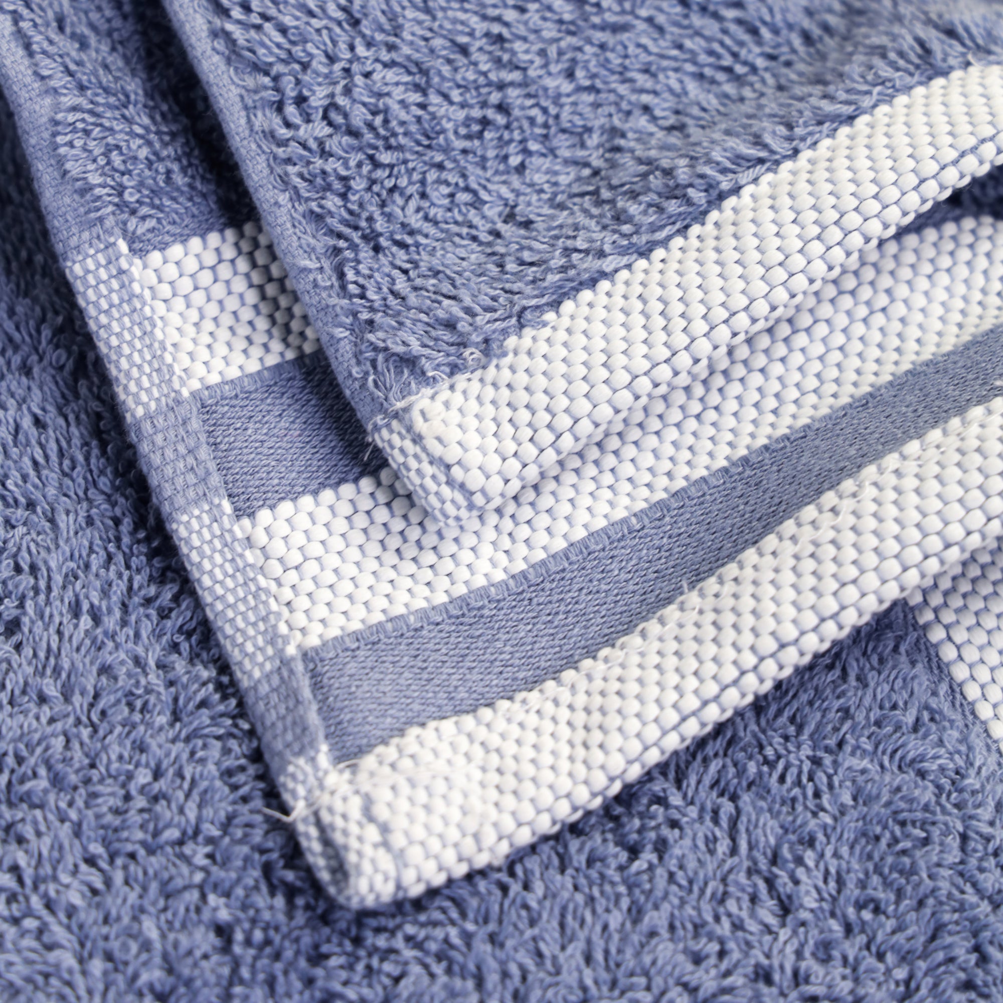 Lily Bath Towel Large 100% Cotton 550 GSM White Border Ice Blue Long Pile