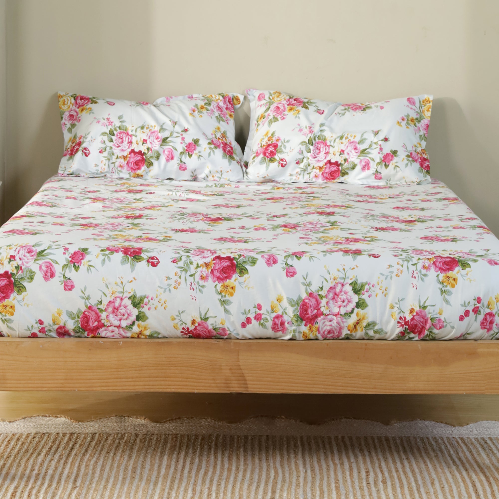 Rose King Fitted Sheet with 2 Pillow Covers 100% Cotton 160 TC Floral Garden Green