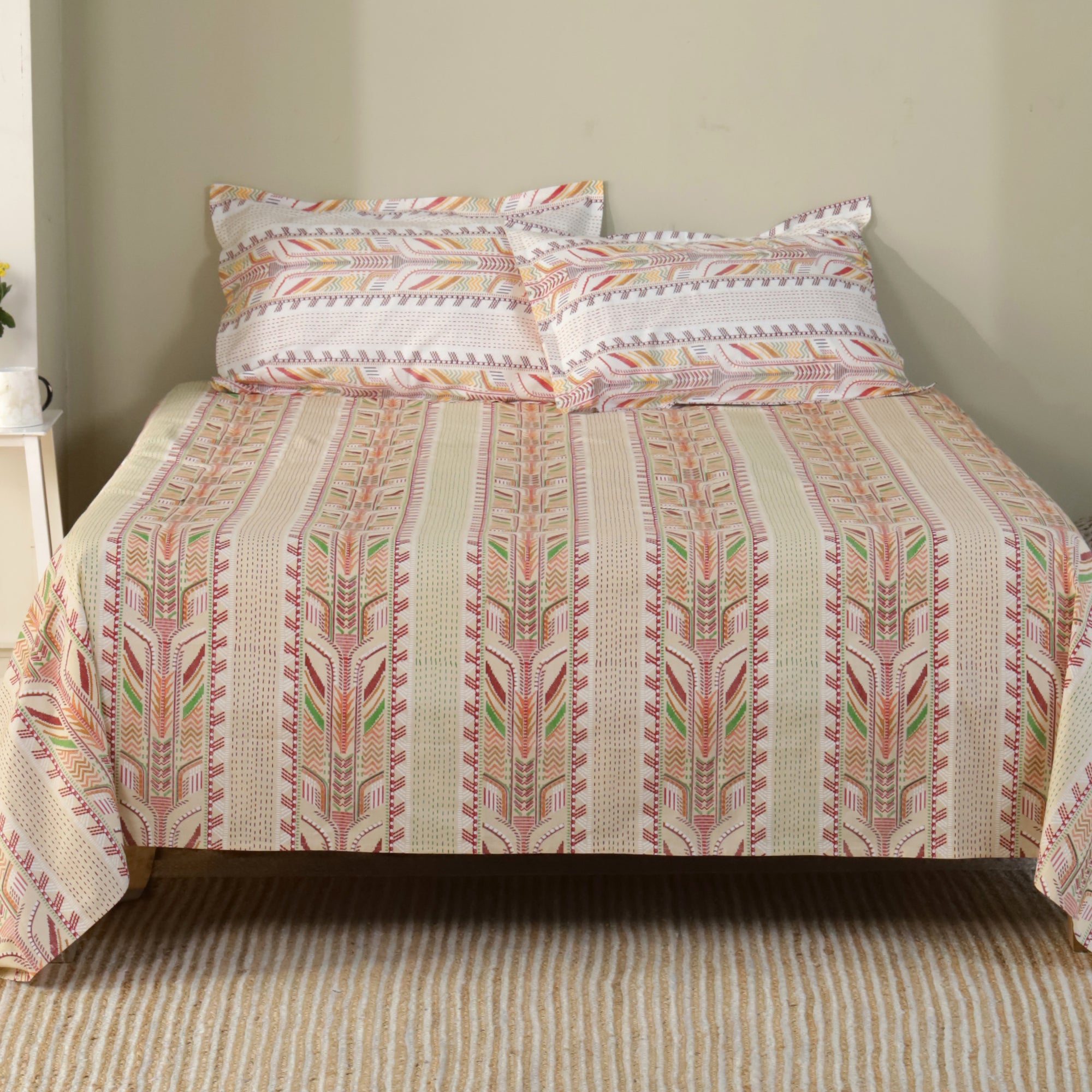 Jaipur Bagh King Bedsheet with 2 Pillow Covers 100% Cotton 120 TC Kantha Stitch Red