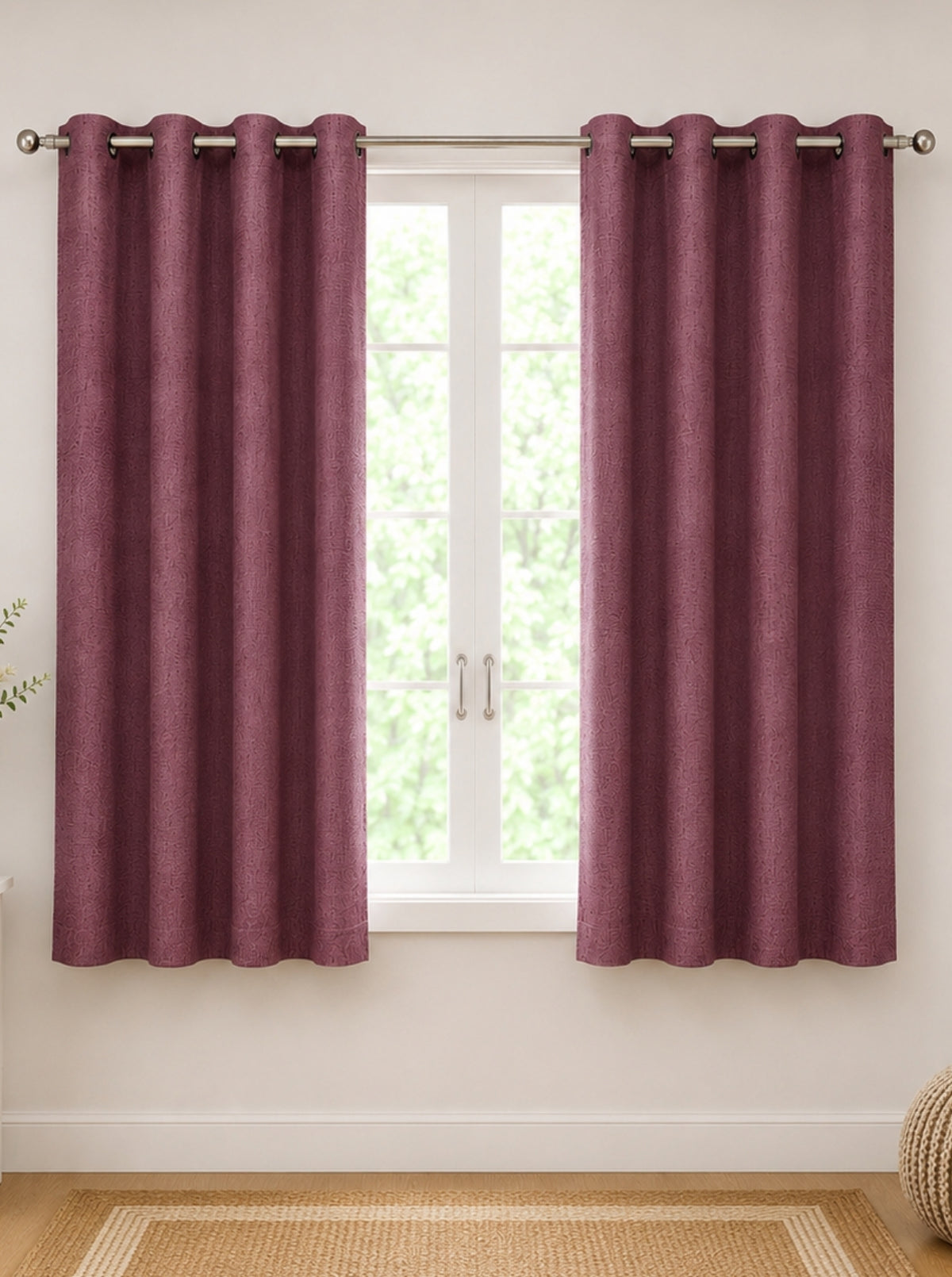 Lily 280 GSM Polyester Geometric Print 90% Blackout Window Curtain
